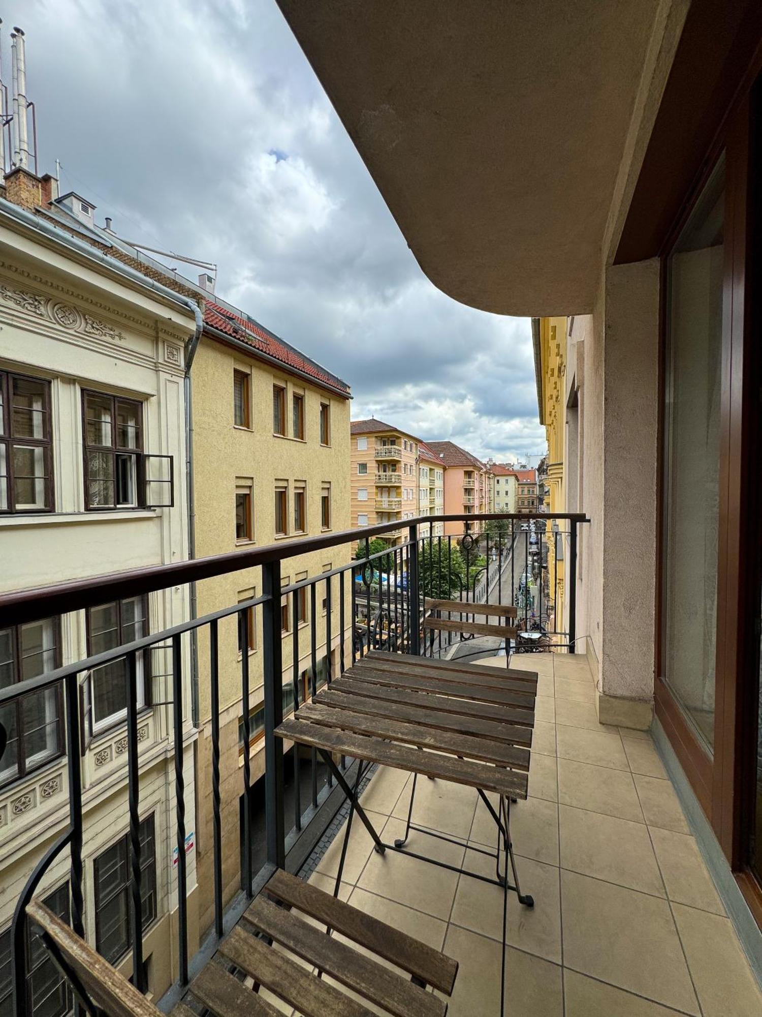 Downtown Family Apartments Budapeşte Dış mekan fotoğraf