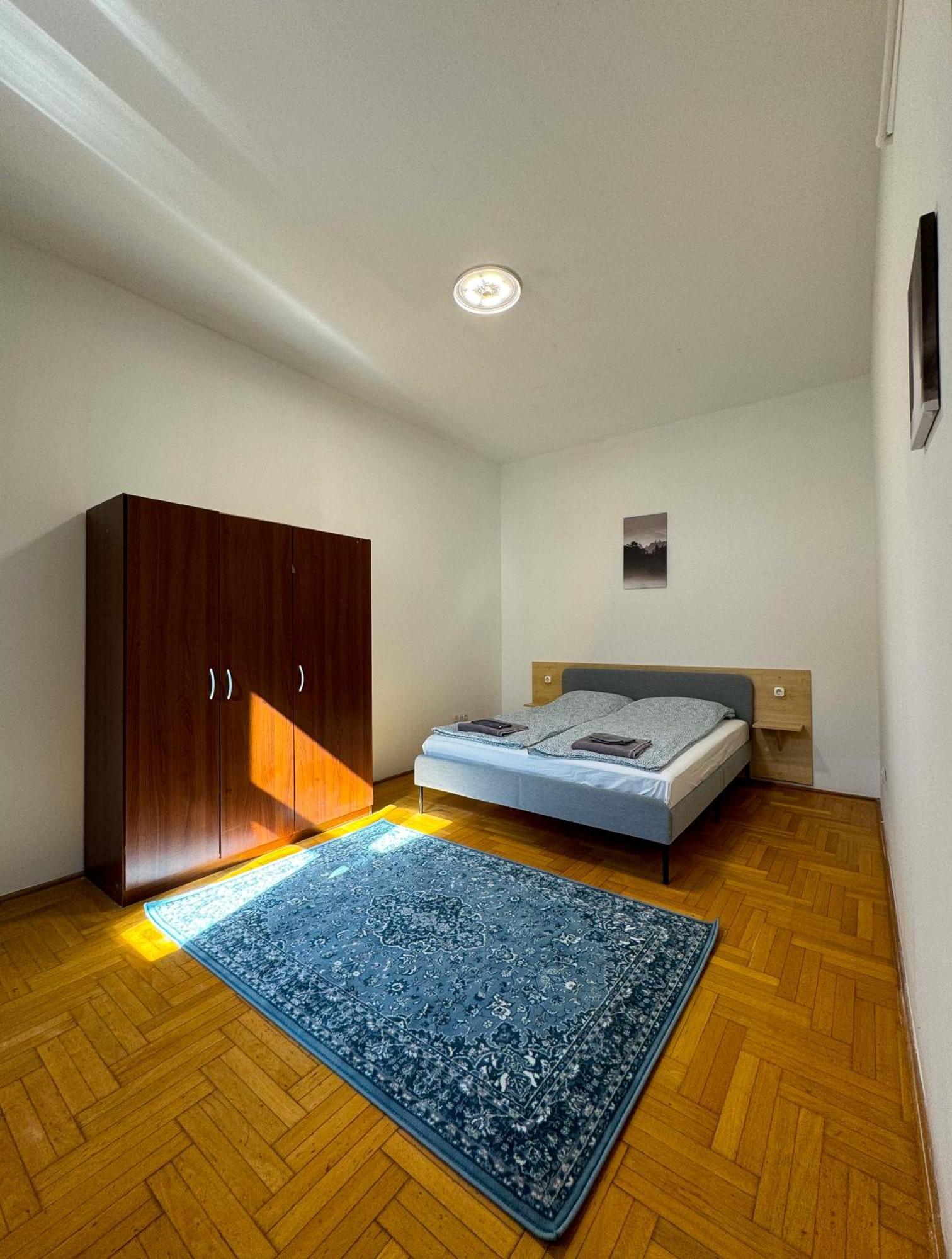 Downtown Family Apartments Budapeşte Oda fotoğraf