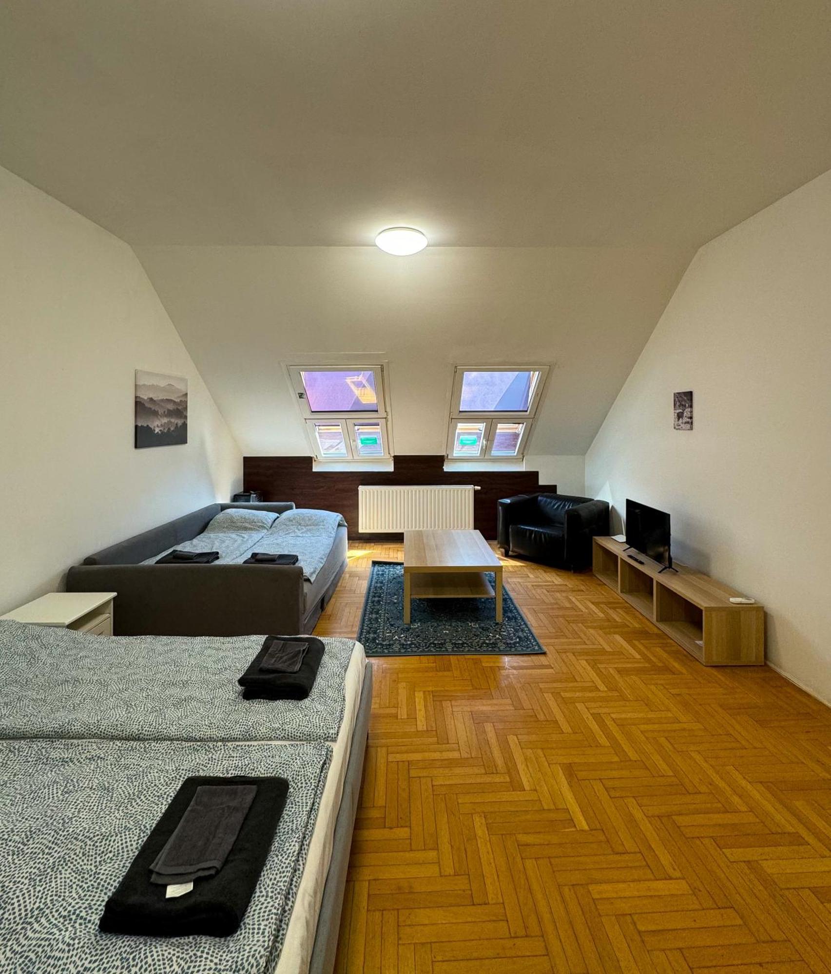 Downtown Family Apartments Budapeşte Oda fotoğraf