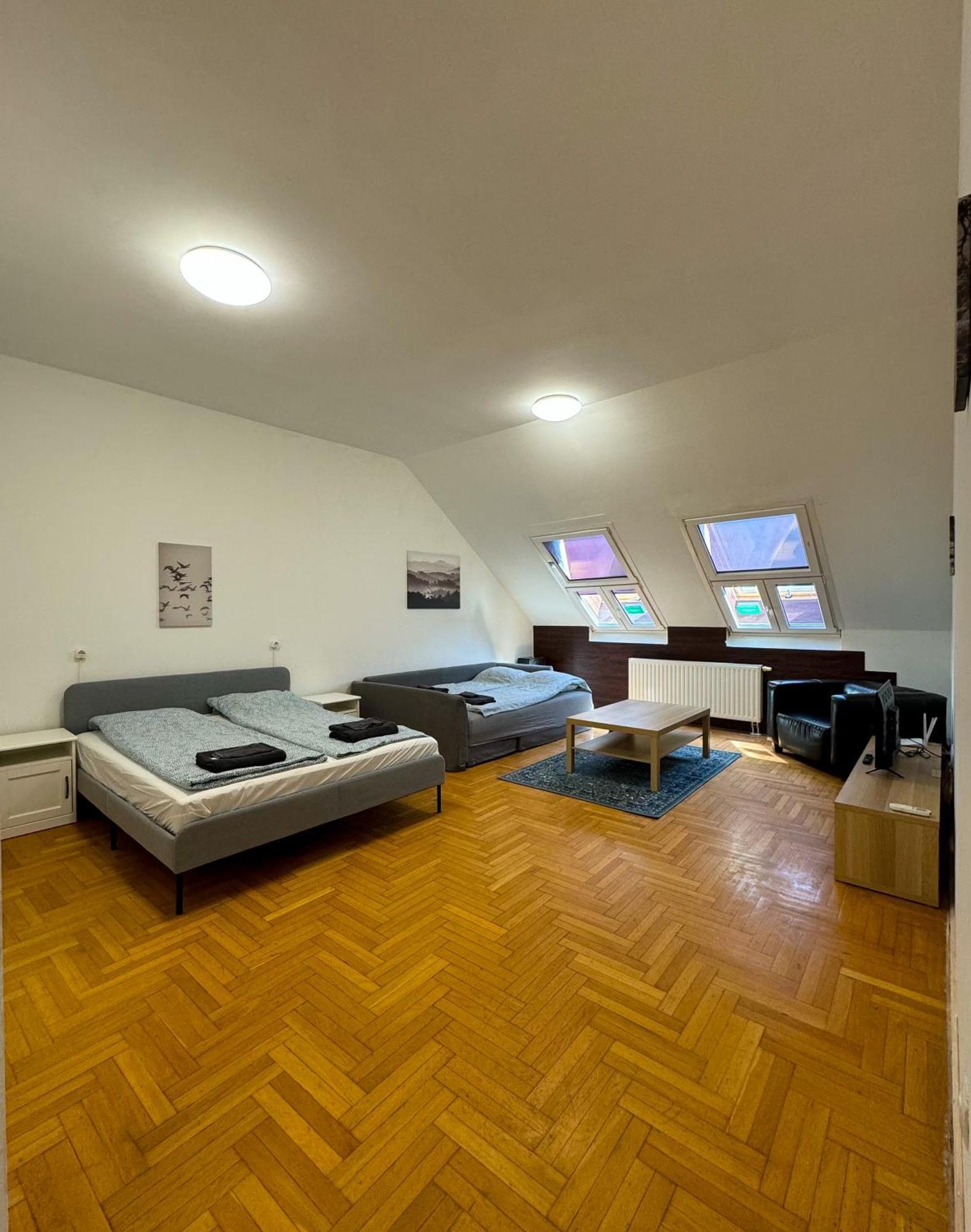 Downtown Family Apartments Budapeşte Oda fotoğraf