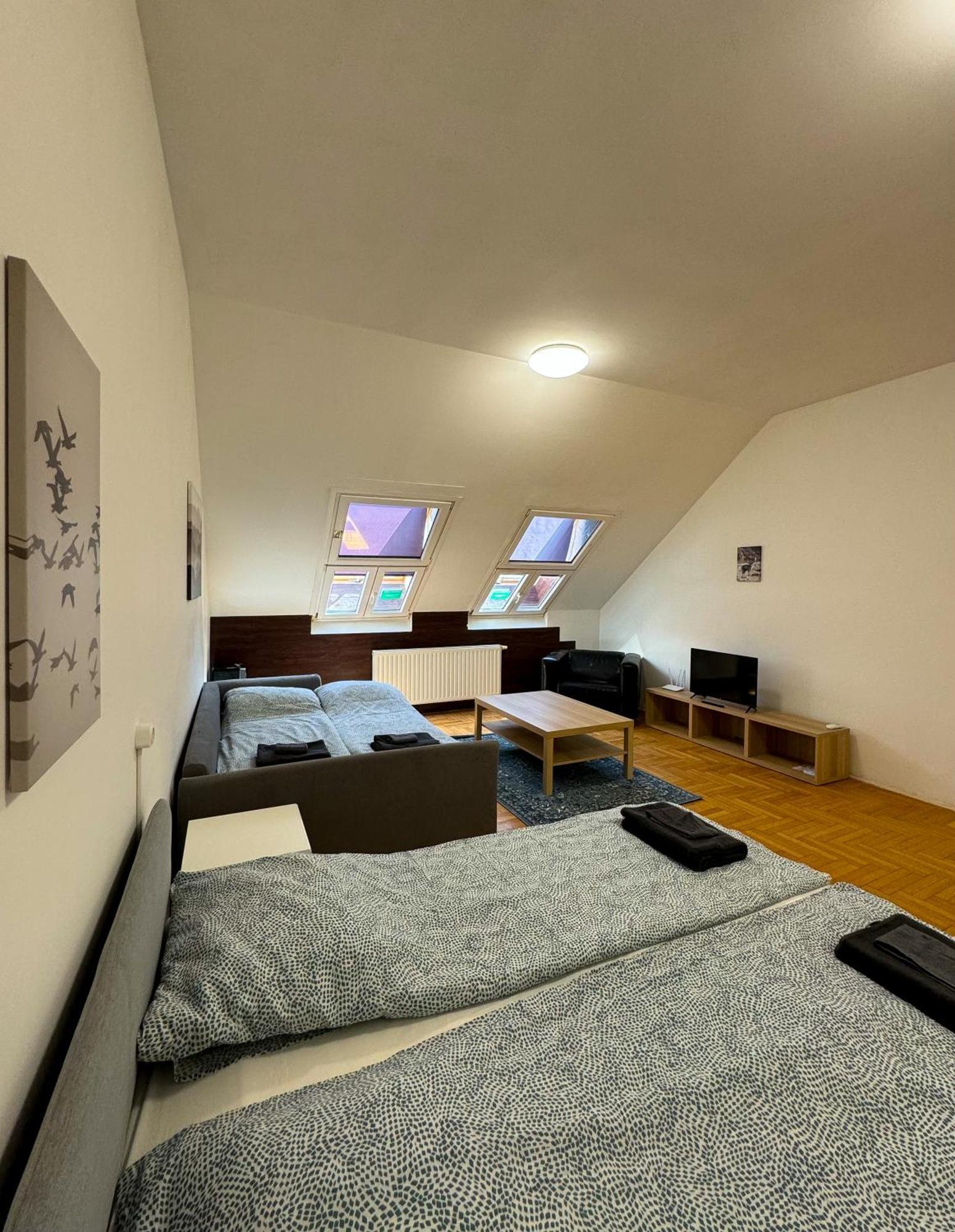 Downtown Family Apartments Budapeşte Oda fotoğraf